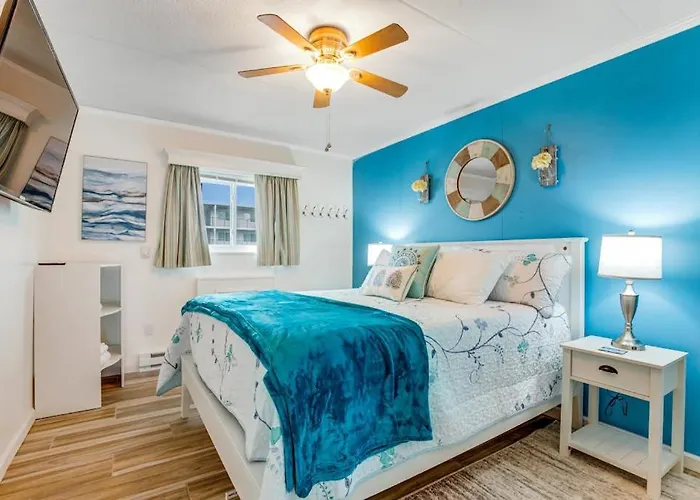 Sea Place 313